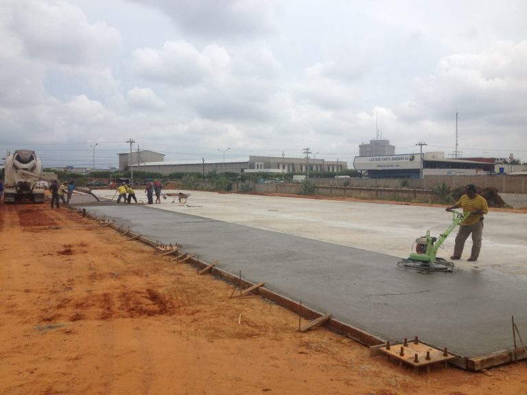 VACIADO DE LOSAS DE PISO 5