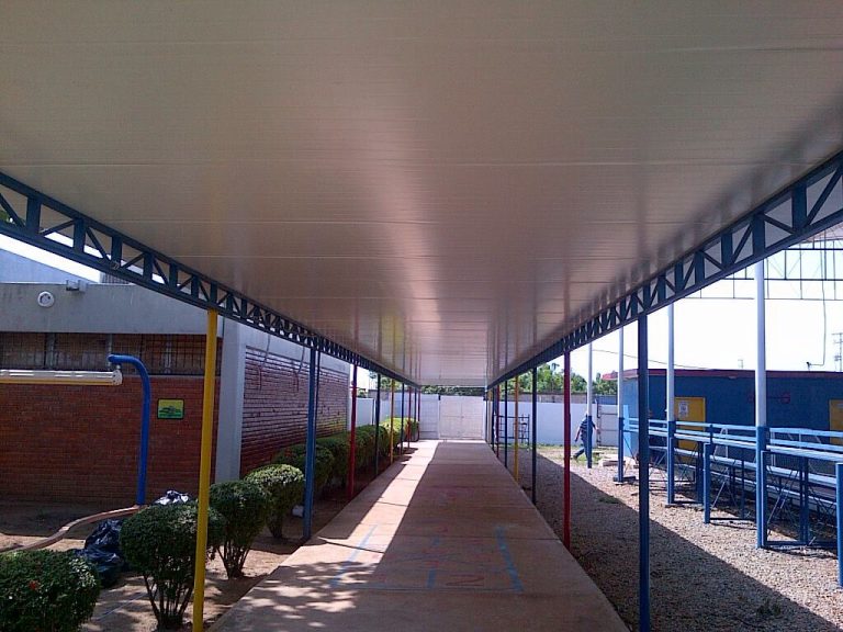 CAMINERÍA PANEL SÁNDWICH